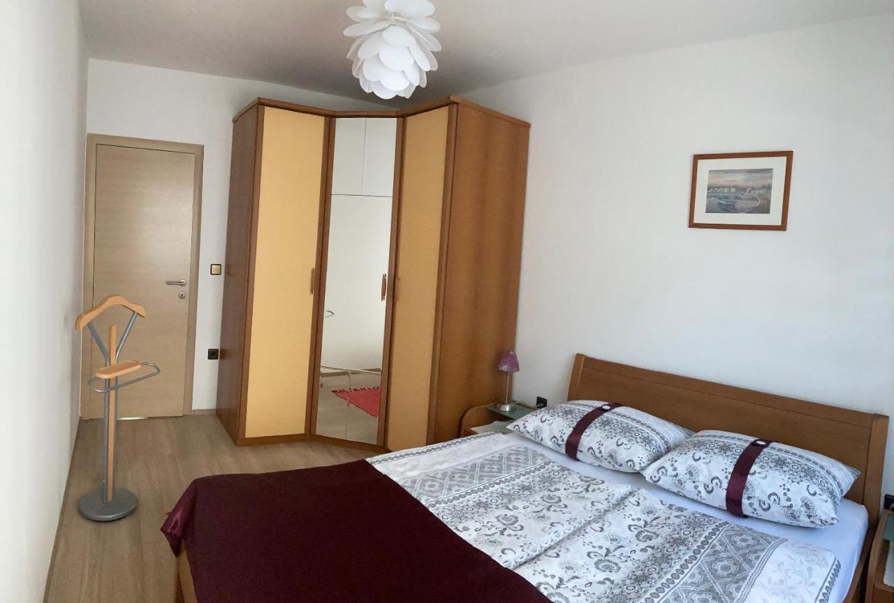 Funtana Apartments Budinjas Екстер'єр фото