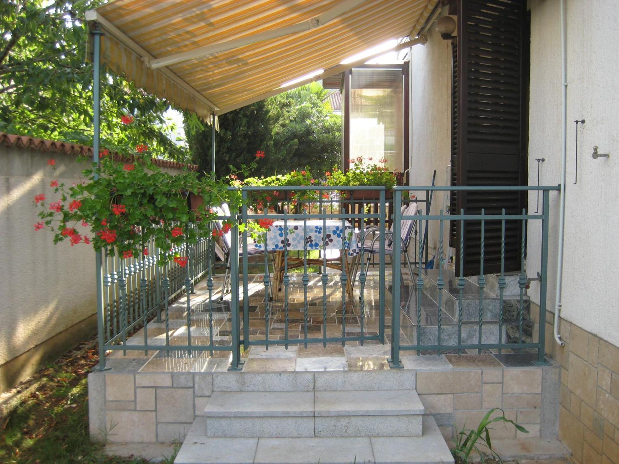 Funtana Apartments Budinjas Екстер'єр фото