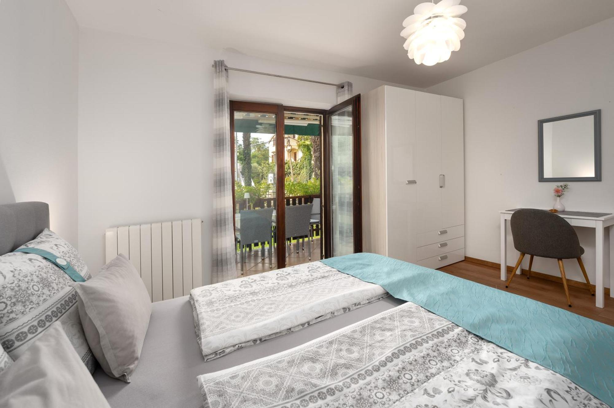 Funtana Apartments Budinjas Екстер'єр фото